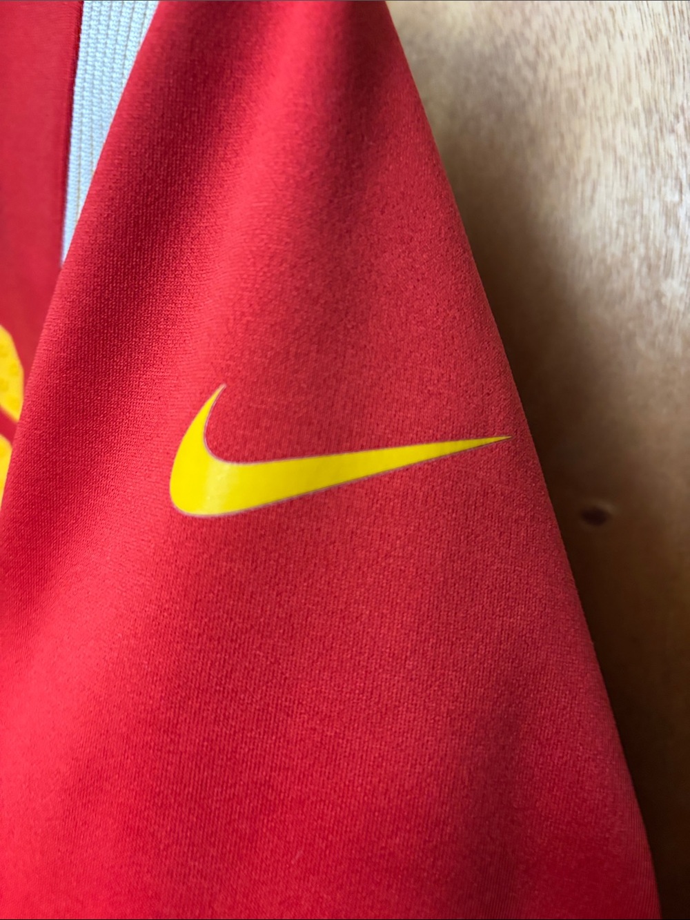 Nike Red & Yellow Kansas City Chiefs Hoodie (youth M 10-12) - Picture 6 of 13